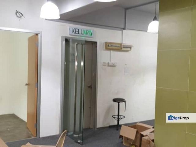 Shop for rent in Petaling, Subang Jaya