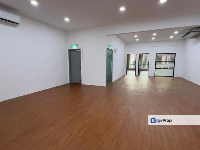 Shop for rent in Petaling, Subang Jaya