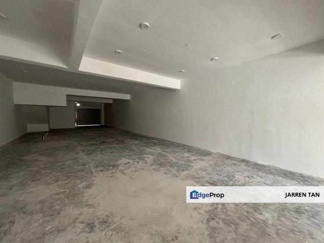 Shop for rent in Petaling, Subang Jaya