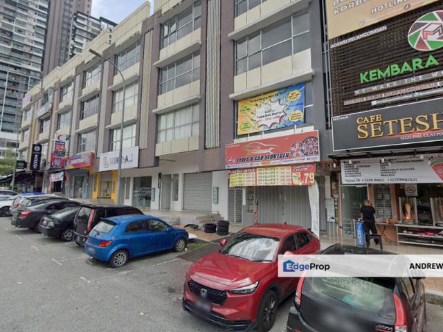 Shop for rent in Kajang, Langat