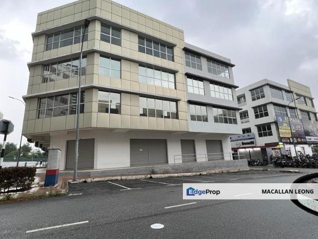 Shop for rent in Kajang, Langat