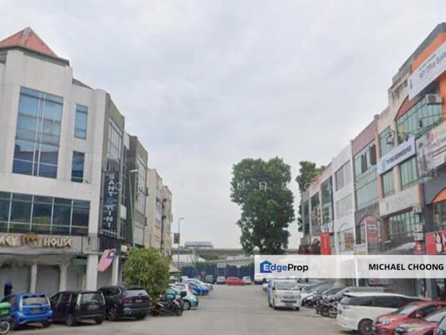 Shop for rent in Petaling, Subang Jaya