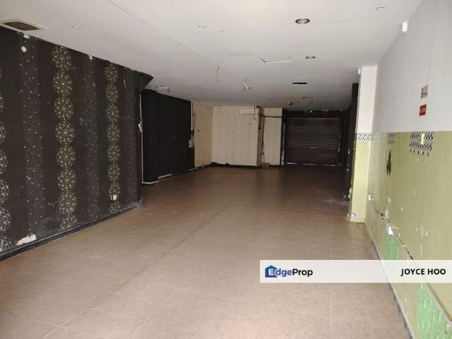 Shop for rent in Petaling, Subang Jaya