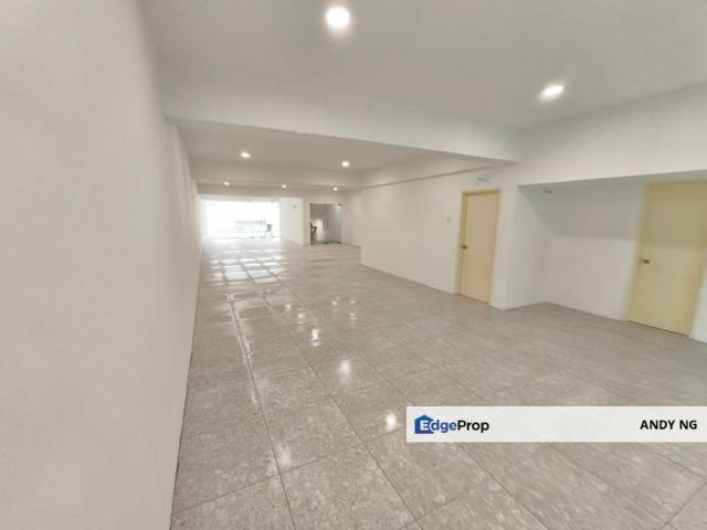 Shop for rent in Petaling, Subang Jaya
