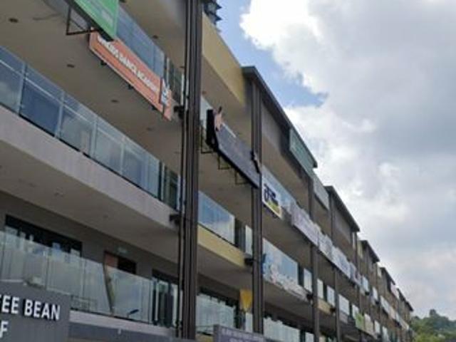 Shop for sale in Petaling, Subang Jaya
