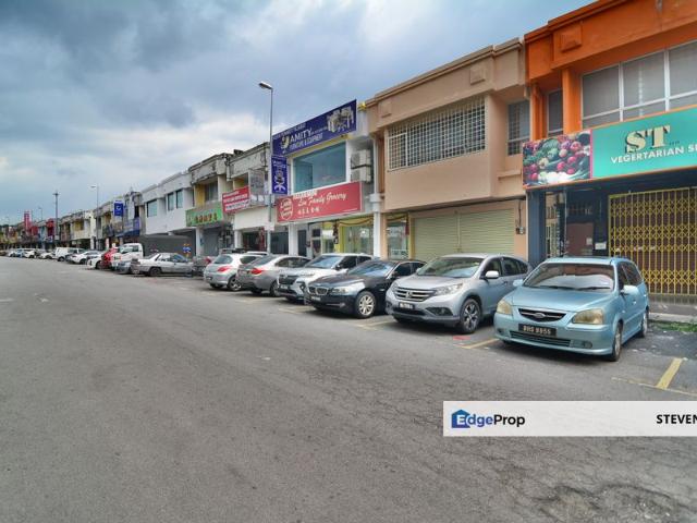 Shop for rent in Petaling, Subang Jaya