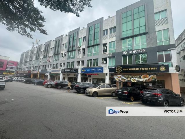 Shop for sale in Petaling, Subang Jaya