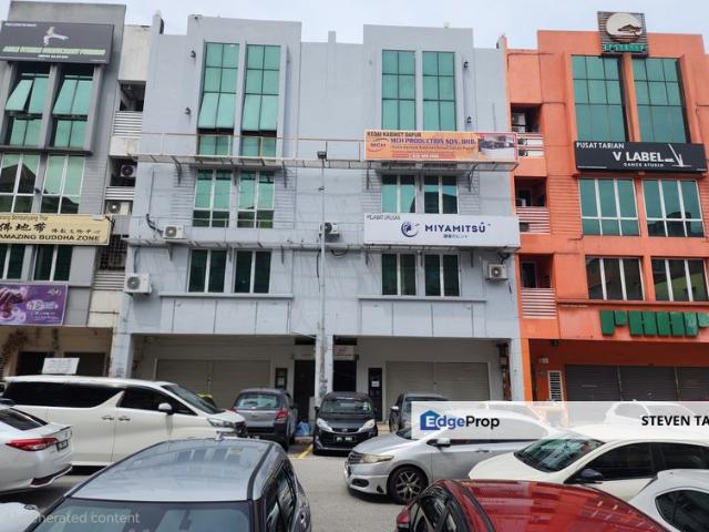 Shop for rent in Petaling, Subang Jaya