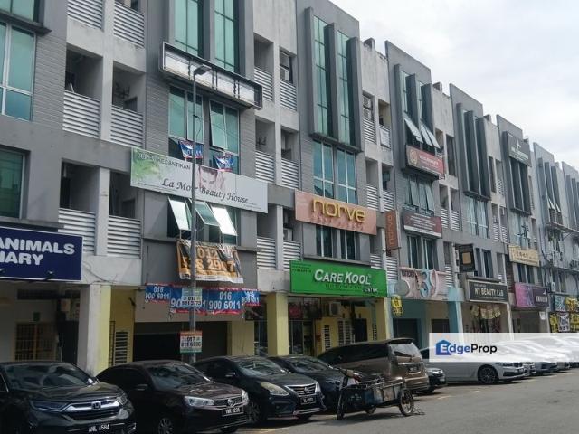 Shop for rent in Petaling, Subang Jaya