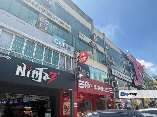 Shop for rent in Petaling, Subang Jaya