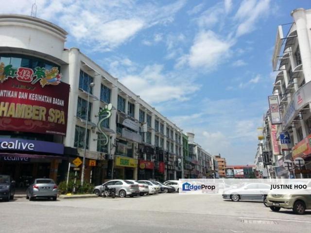 Shop for rent in Petaling, Subang Jaya