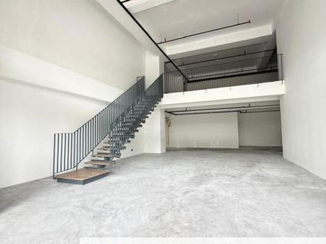 Shop for rent in Petaling, Subang Jaya