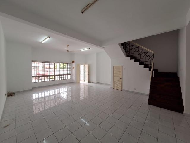 Terraced House for sale in Petaling, Subang Jaya