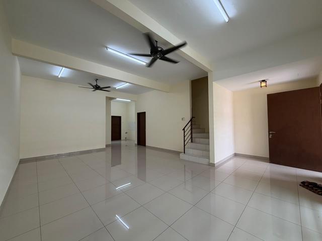 Terraced House for rent in Wellesley, Penang