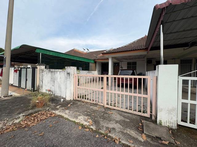 Terraced House for sale in Wellesley, Penang