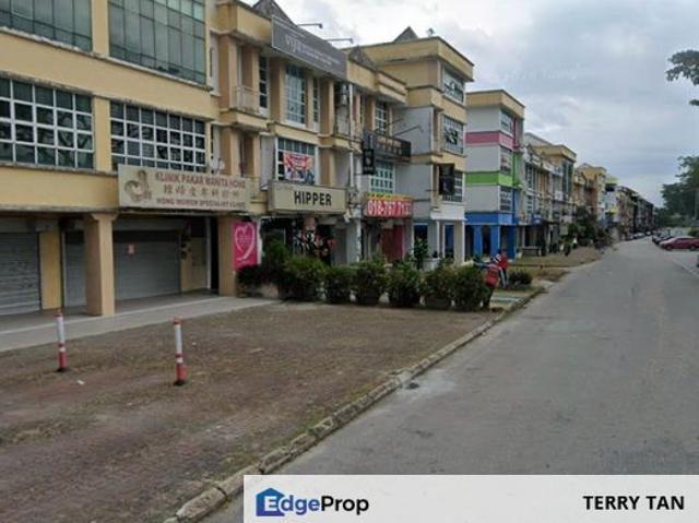 Shop for sale in Kulai, Johor