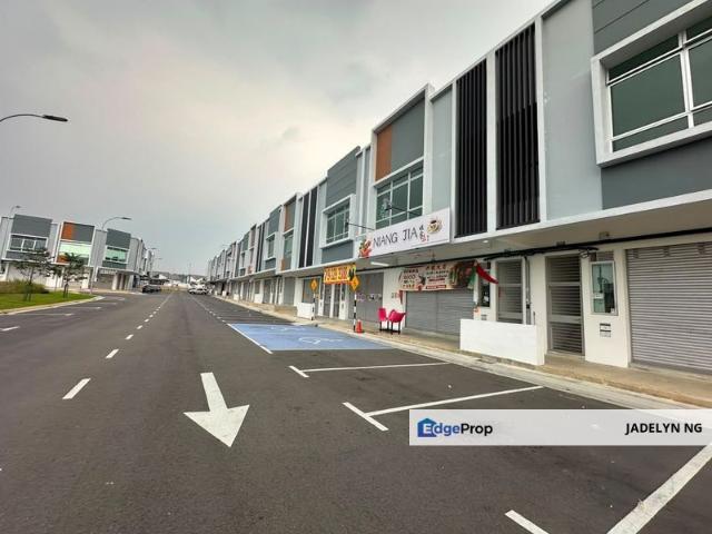Shop for rent in Bandar Putra Kulai, Kulai
