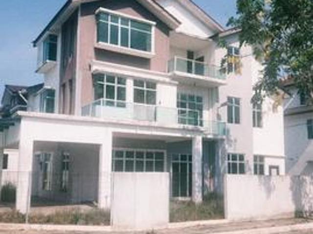 Terraced House for sale in Kuantan