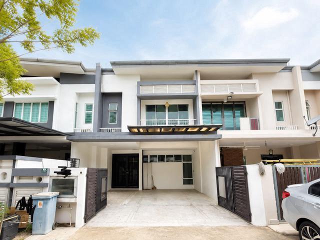 Terraced House for sale in Alam Impian, Selangor