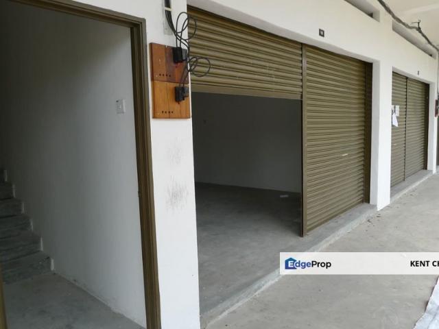 Shop for sale in Kajang, Langat