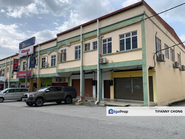 Shop for sale in Kajang, Langat