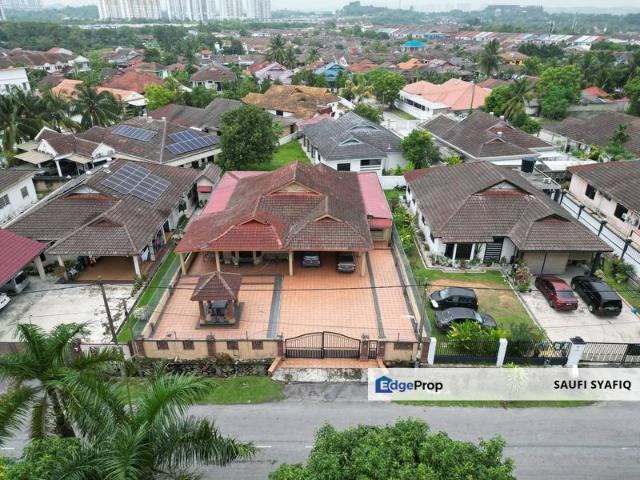House for sale in Kajang, Langat