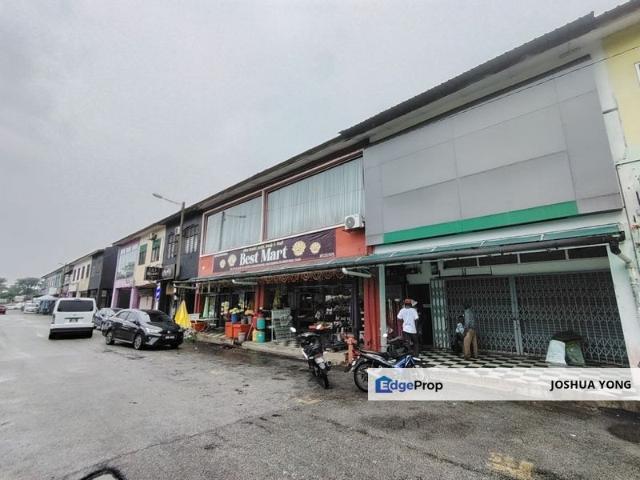 Shop for rent in Kajang, Langat