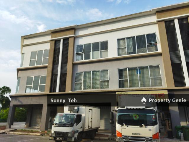 Shop Office for sale in Kajang, Langat
