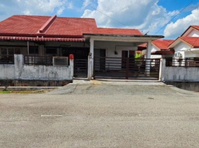 House for sale in Rompin, Muadzam Shah
