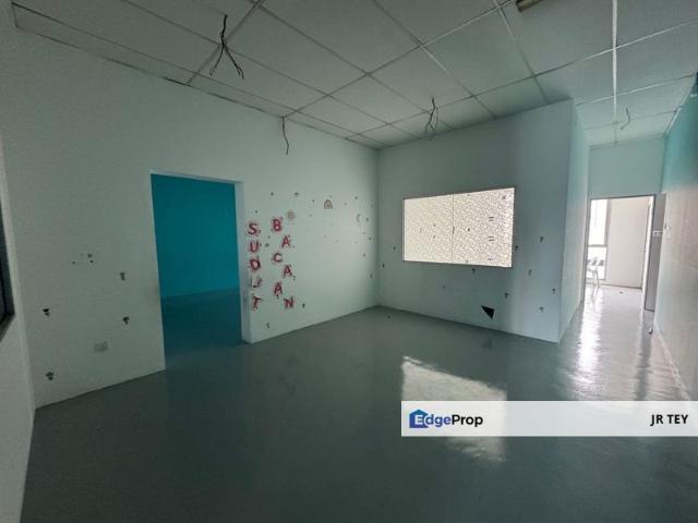 Shop for rent in Bandar Saujana Putra, Kuala Langat