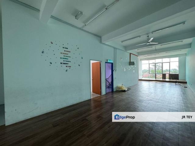Shop for rent in Bandar Saujana Putra, Kuala Langat