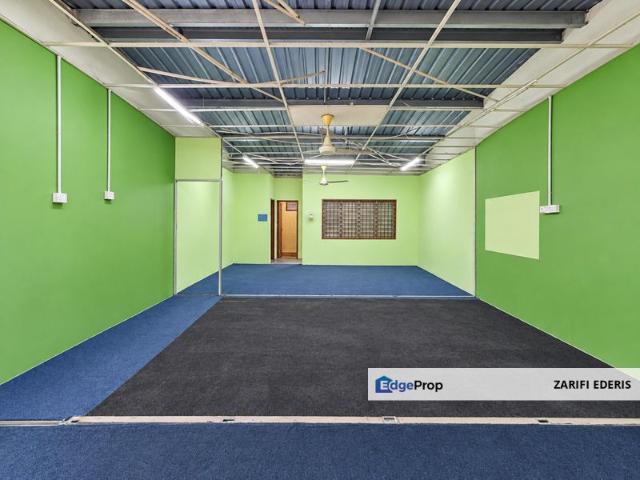 Shop for rent in Bandar Saujana Putra, Kuala Langat