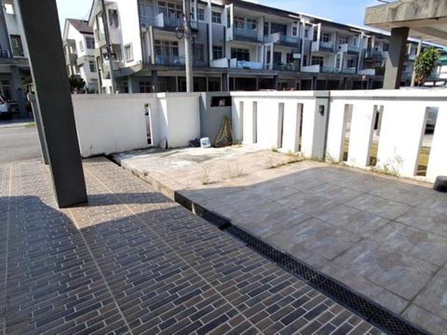 Townhouse for sale in Saujana, Selangor
