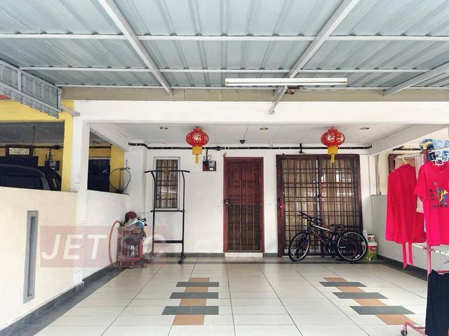 Terraced House for sale in Jenjarom, Selangor