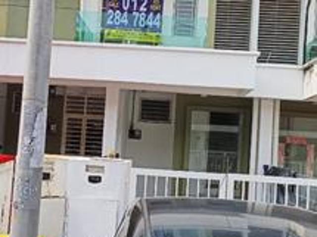 Townhouse for sale in Saujana, Selangor