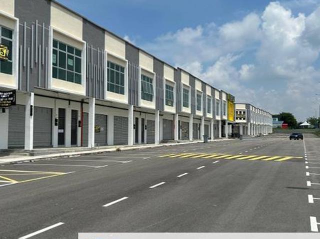 Shop for rent in Malaka