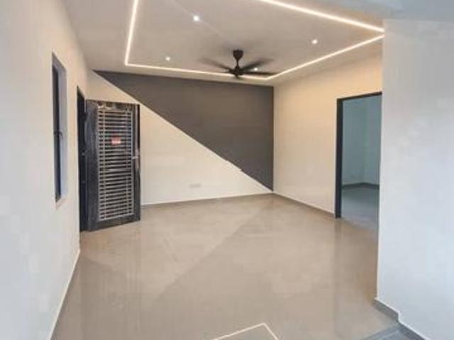 Flat for sale in Bukit Ledang, Johor