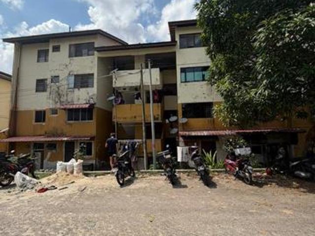 Flat for sale in Bukit Ledang, Johor