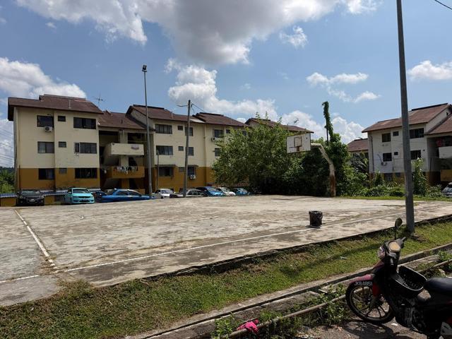 Flat for sale in Bukit Ledang, Johor