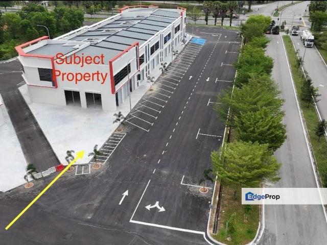 Warehouse for rent in Sendayan Village, Negeri Sembilan