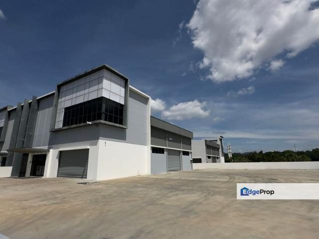Warehouse for rent in Sendayan Village, Negeri Sembilan
