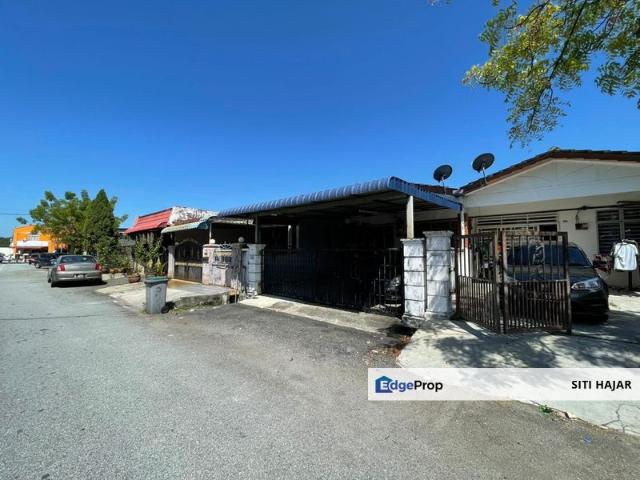House for sale in Sendayan Village, Negeri Sembilan