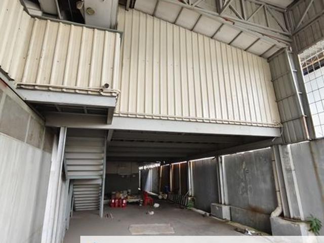Warehouse for rent in Sendayan Village, Negeri Sembilan
