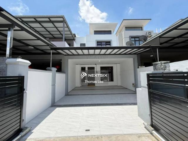 Shop for sale in Johor