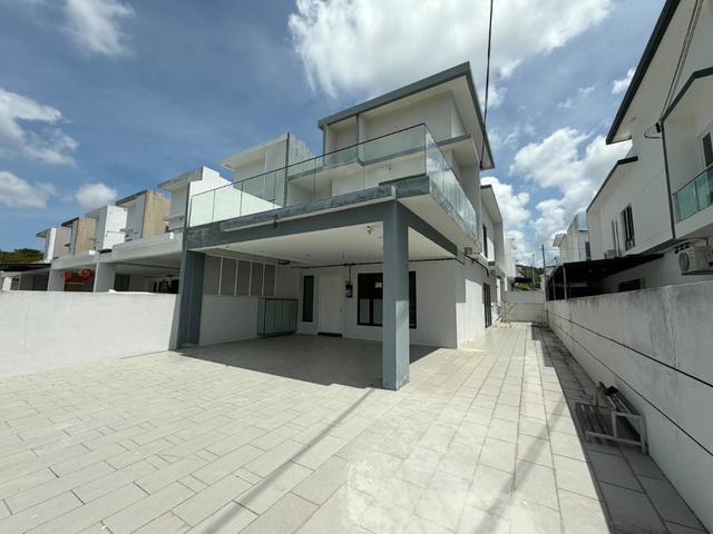 Terraced House for sale in Kluang
