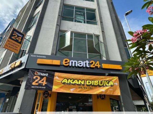 Shop for rent in Kajang, Langat
