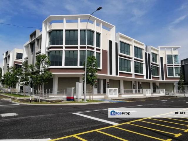 Shop for rent in Kajang, Langat