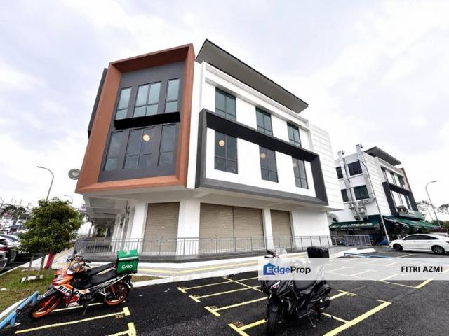 Shop for rent in Kajang, Langat