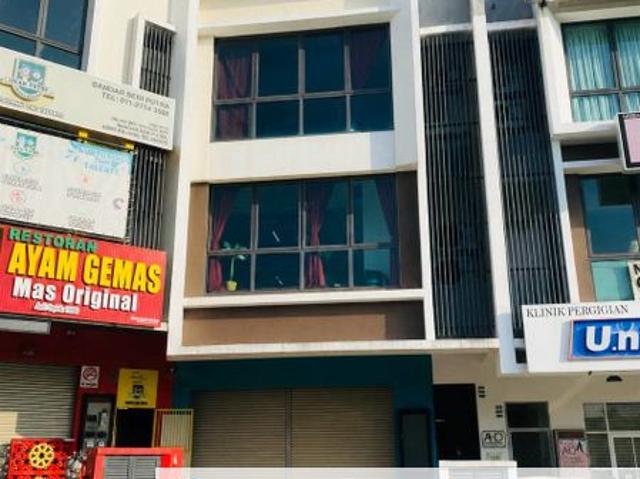Shop for rent in Kajang, Langat
