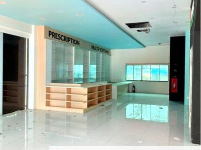 Shop for rent in Kajang, Langat